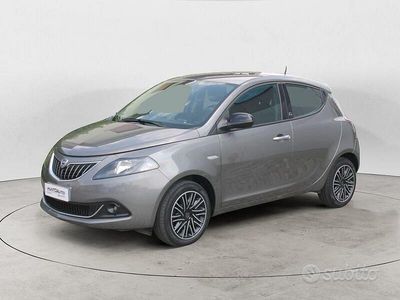 Usata Lancia Ypsilon S 69 CV (50 kW) 2021 Grigio Utilitaria