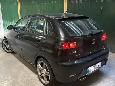 Usata Seat Ibiza FR Sport 130 CV (95 kW) 2006 Nero Utilitaria