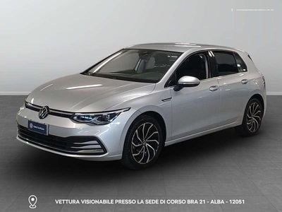 Usata VW Golf VII Style 150 CV (110 kW) 2021 8e argento brillante metallizz Utilitaria