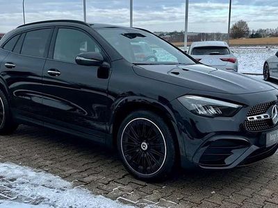 Usata Mercedes GLA220 AMG 190 CV (139 kW) 2024 Kosmos schwarz unilack SUV
