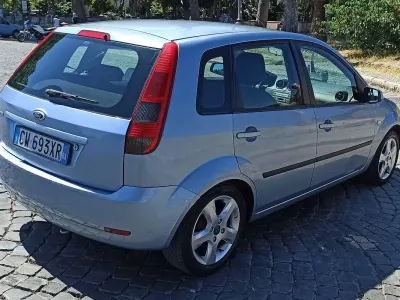 Usata Ford Fiesta Collection 75 CV (55 kW) 2005 Utilitaria