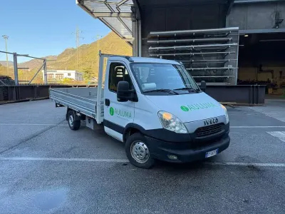 Usata Iveco Daily 106 CV (77 kW) 2015 Bianco Furgone