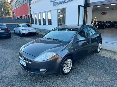 Usata Fiat Bravo Dynamic 90 CV (66 kW) 2009 Grigio Utilitaria