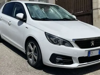 Usata Peugeot 308 Active 131 CV (96 kW) 2020 Berlina