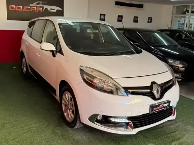 Käytetty Renault Scenic E-Tech 110 HP (80 kW) 2014 Valkoinen Viistoperä