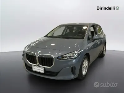 Usata BMW 218 Active Tourer Efficient Dynamics 136 CV (100 kW) 2023 Storm bay metallizzato Monovolume