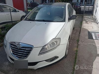 Usata Lancia Delta 120 CV (88 kW) 2009 Bianco Utilitaria