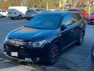 Mitsubishi Outlander P-HEV