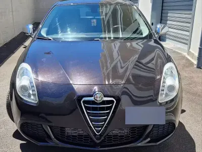 Usata Alfa Romeo Giulietta 109 CV (80 kW) 2012 Nero Utilitaria