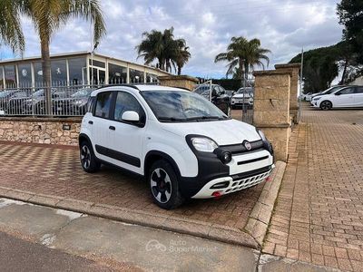 Usata Fiat Panda Cross Cross 71 CV (52 kW) 2024 Bianco Utilitaria