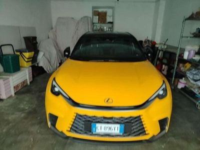 Usata Lexus LBX 136 CV (100 kW) 2024 Giallo SUV