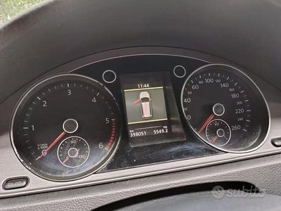 Usata VW Passat 140 CV (102 kW) 2014 Grigio Station wagon