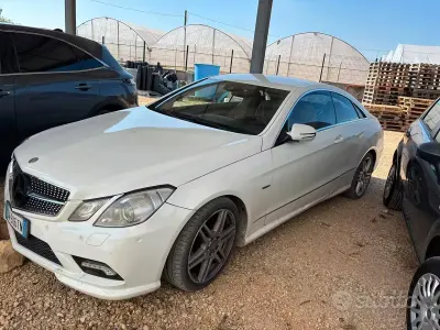 Usata Mercedes E250 204 CV (150 kW) 2009 Bianco