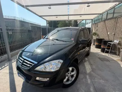 Usata SsangYong Kyron 141 CV (103 kW) 2008 Nero SUV