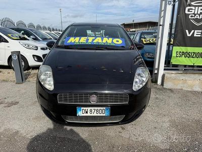 Usata Fiat Grande Punto Dynamic 77 CV (56 kW) 2009 Nero Utilitaria