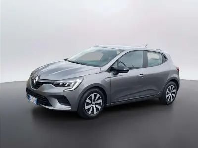 Usado Renault Clio V Zen 101 HP (74 kW) 2023 Cinzento Sedan