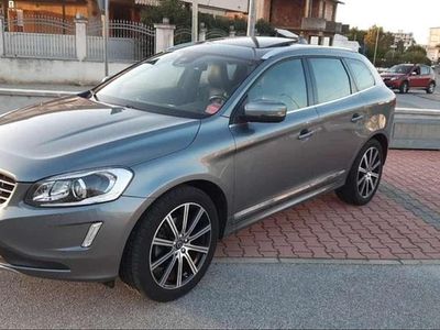 Usata 2015 Volvo XC60 Inscription SUV | 15.499 € (Buon prezzo)