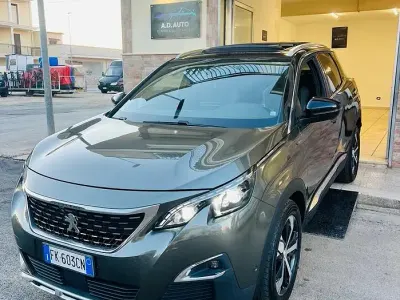 Usata Peugeot 3008 GT-line 120 CV (88 kW) 2017 Grigio SUV