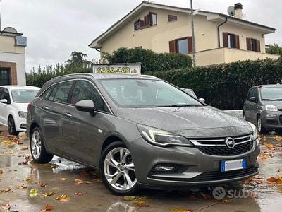 Usata Opel Astra 135 CV (99 kW) 2017 Grigio Berlina
