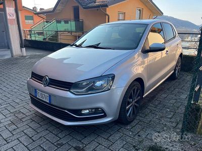 Käytetty VW Polo Highline 90 HP (66 kW) 2016 Harmaa Sedan