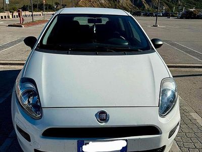 Usata Fiat Punto Street 77 CV (56 kW) 2017 Bianco Utilitaria