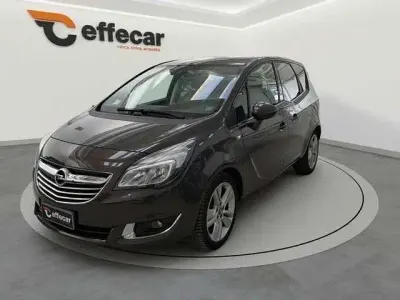 Usata Opel Meriva Cosmo 119 CV (87 kW) 2015 Grigio Monovolume