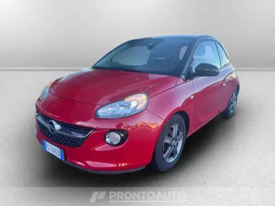 Usata Opel Adam Glam 70 CV (51 kW) 2017 Rosso Utilitaria