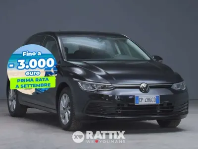 Usata VW Golf VIII Life 110 CV (80 kW) 2023 Deep black perlato Berlina