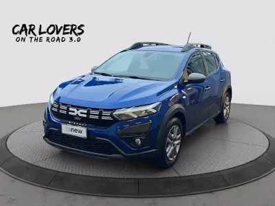 Usata Dacia Sandero Comfort 101 CV (74 kW) 2023 Blu scuro Utilitaria