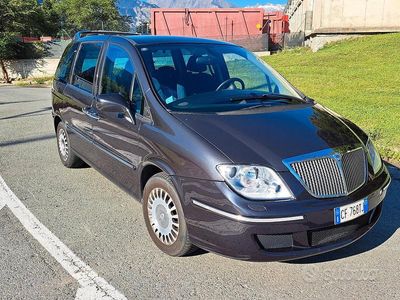 Usata Lancia Phedra 128 CV (94 kW) 2003 Monovolume