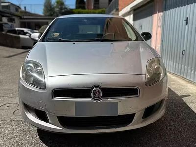 Usata Fiat Bravo 90 CV (66 kW) 2011 Grigio Utilitaria