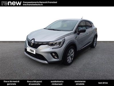 Usata Renault Captur Intens 145 CV (106 kW) 2022 Grigio chiaro SUV