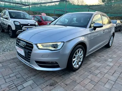 Usata Audi A3 S-Line 110 CV (80 kW) 2016 Grigio Berlina