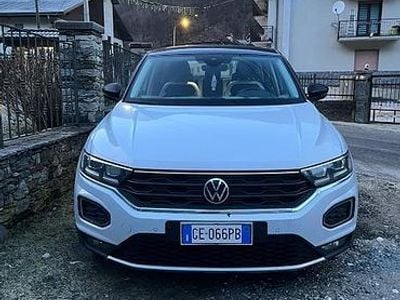 Usata VW T-Roc 150 CV (110 kW) 2021 Grigio SUV