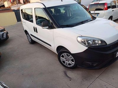 Usata Fiat Doblò Easy 95 CV (69 kW) 2018 Bianco Monovolume