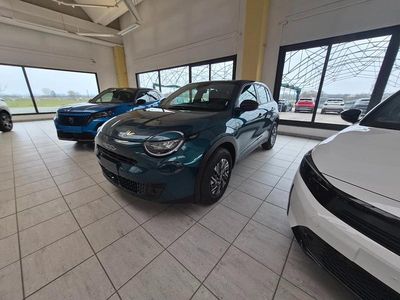 Nuova Fiat 600 La Prima 100 CV (73 kW) 2025 Blu SUV