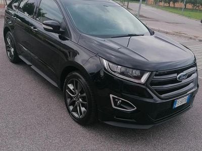 Usado Ford Edge Sport 210 CV (154 kW) 2016 Negro SUV