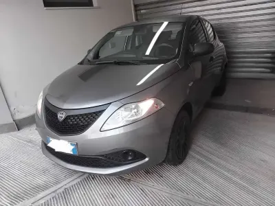 Usata Lancia Ypsilon S 95 CV (69 kW) 2018 Utilitaria