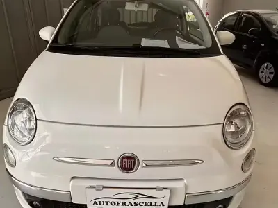 Begagnad Fiat 500 Pop 69 HK (50 kW) 2009 Vit Cab