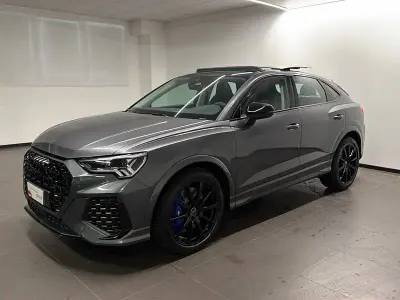 Usata Audi RS Q3 Sportback Comfort 400 CV (294 kW) 2022 Grigio daytona perla SUV