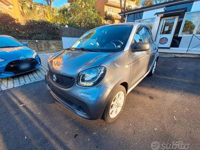 Usata Smart ForFour Passion 70 CV (51 kW) 2017 Grigio Utilitaria