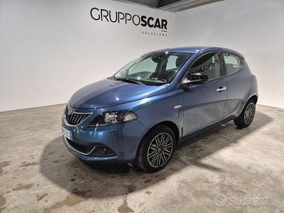 Usata Lancia Ypsilon 69 CV (50 kW) 2023 Blu Utilitaria