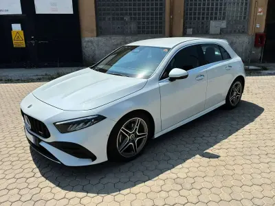 Usata Mercedes A200 AMG line 150 CV (110 kW) 2023 Bianco Berlina