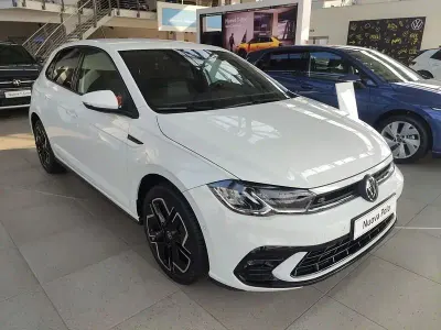 Nuova VW Polo R-line Plus 95 CV (69 kW) 2026 Pure white Utilitaria