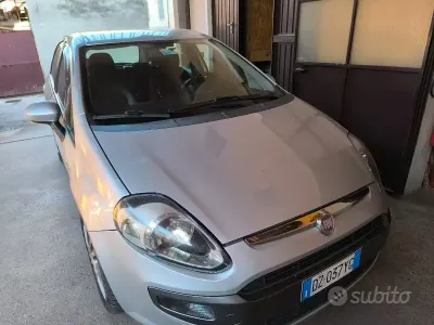 Usata Fiat Punto Evo 77 CV (56 kW) 2010 Grigio Utilitaria