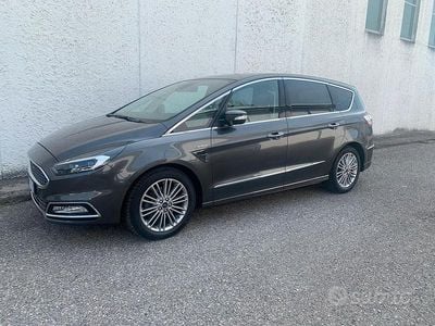 Usata Ford S-MAX Vignale 150 CV (110 kW) 2018 Grigio Monovolume