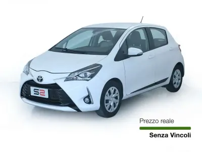 Usata Toyota Yaris Active 72 CV (52 kW) 2020 Bianco Utilitaria