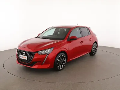 Usata Peugeot 208 Allure 101 CV (74 kW) 2020 Rosso Utilitaria
