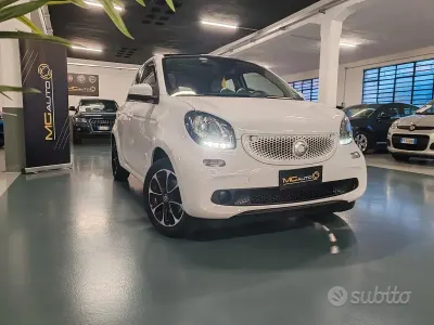 Begagnad Smart ForFour Prime 71 HK (52 kW) 2015 Vit Halvkombi