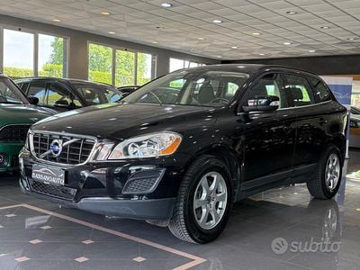 Usata Volvo XC60 R-Design 163 CV (119 kW) 2012 Nero SUV